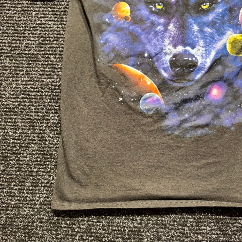 Dom Wolf in Space Galaxy Graphic T-Shirt Mens Medium Black Planets Celestial Tee - Picture 10 of 11